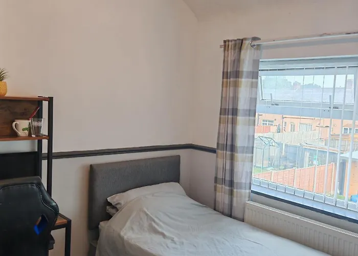 Private Room With Own Private Bathroom And Shower